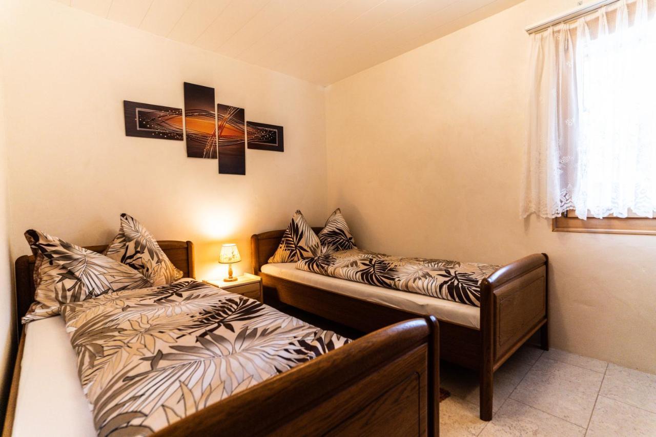 Haus Birchi, Fiesch 3.5-Zimmerwohnung Birchi Buitenkant foto
